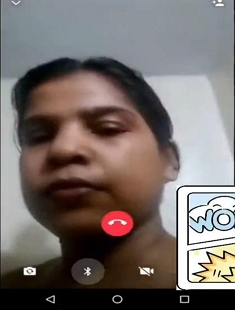 Paki girl Showing Boobs and Pussy On Video Call