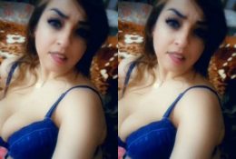 Horny Nri Paki Girl Showing Her Ass And Pussy