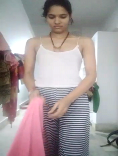 Desi Sexy Cute Girl Recording Nude Video For BF Part 3