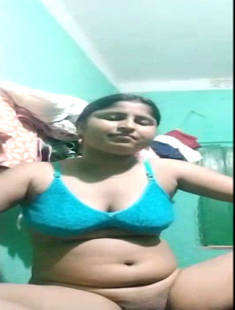 Hot Bhabhi Nude On Video Call