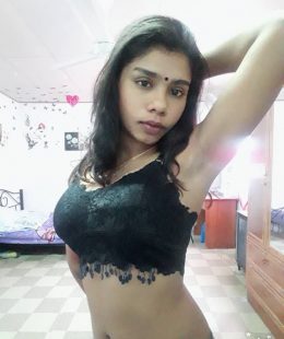 Sexy Tamil Girl Leaked Pics