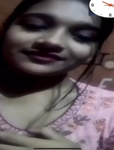 Desi Village Collage Girl Boob Showing On Video Call