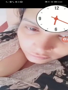 Sexy Bhabi Showing Pussy On Video Call