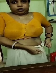 Desi Wife Nude Video Record By Hubby 1
