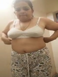 Tamil Kerala Mallu Aunty Stripping And Fingering Part 2